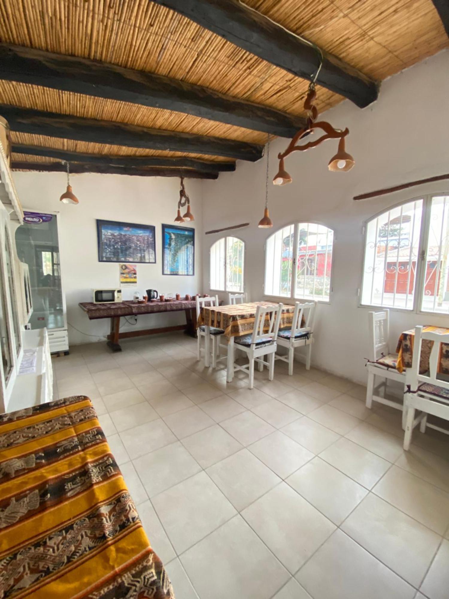 Hostal Tierra Andina Cafayate Exterior photo