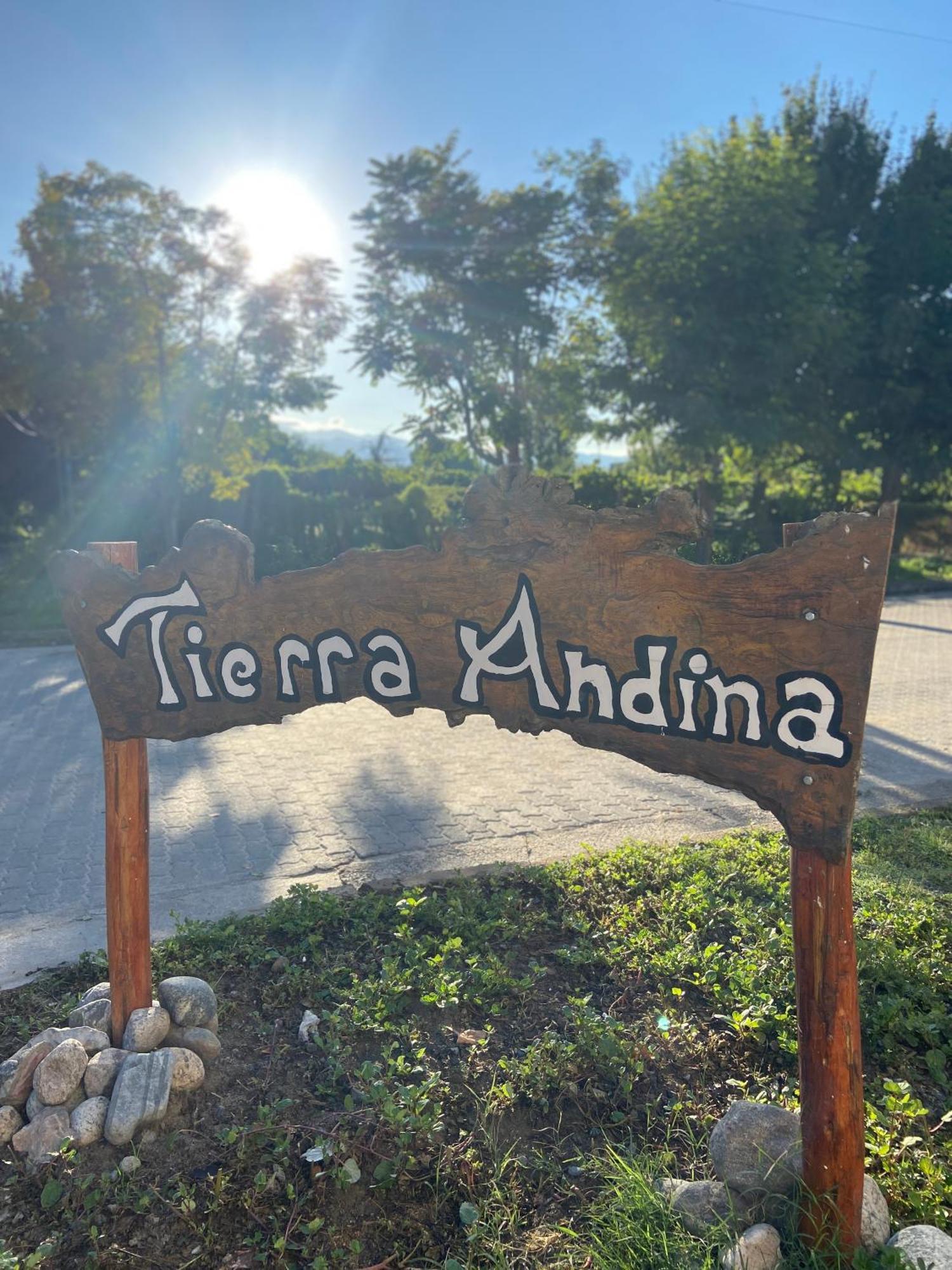 Hostal Tierra Andina Cafayate Exterior photo